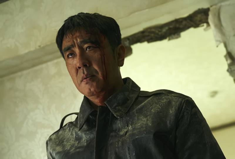 Ryu Seung Ryong di drama Korea Moving (instagram.com/disneypluskr)