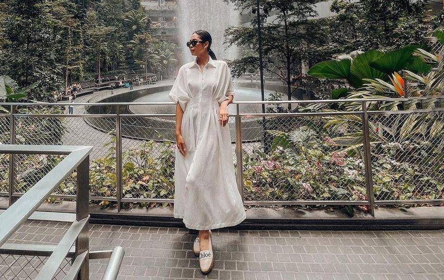 ragam dress Maria Rahajeng (instagram.com/mariarahajeng)