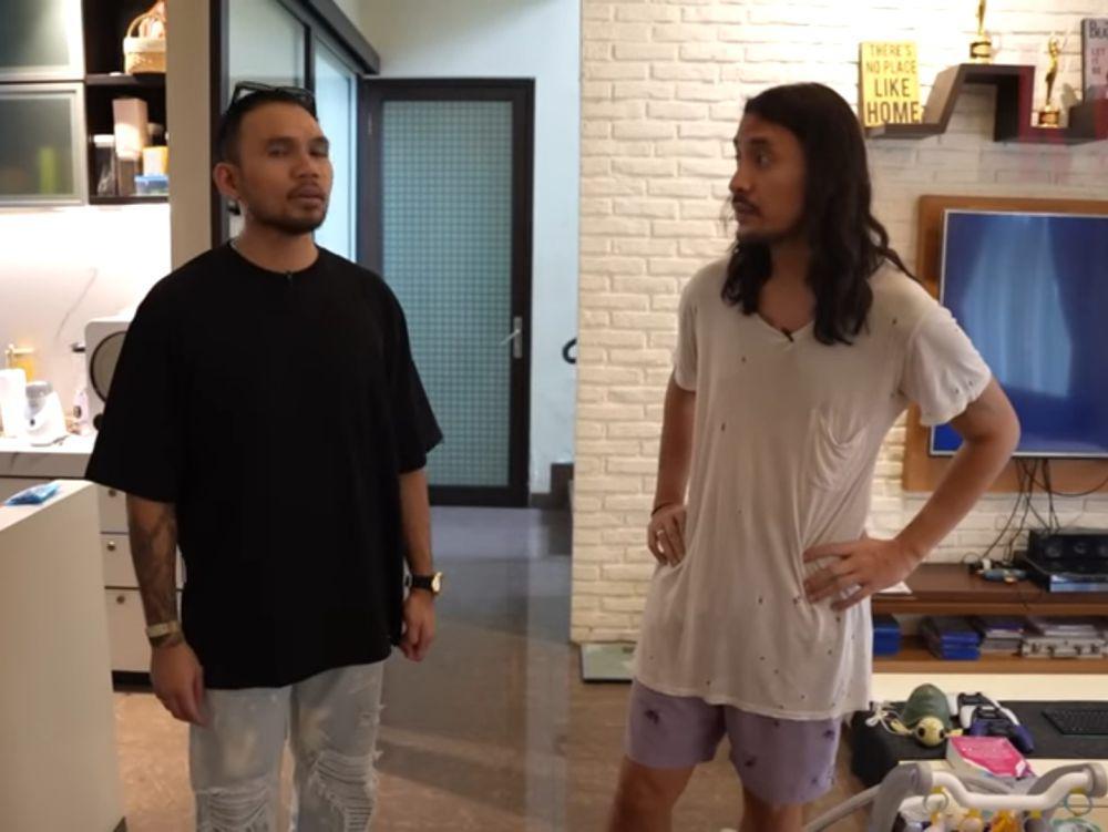 10 Potret Rumah Ello Tahitoe, Dilengkapi Studio Musik!