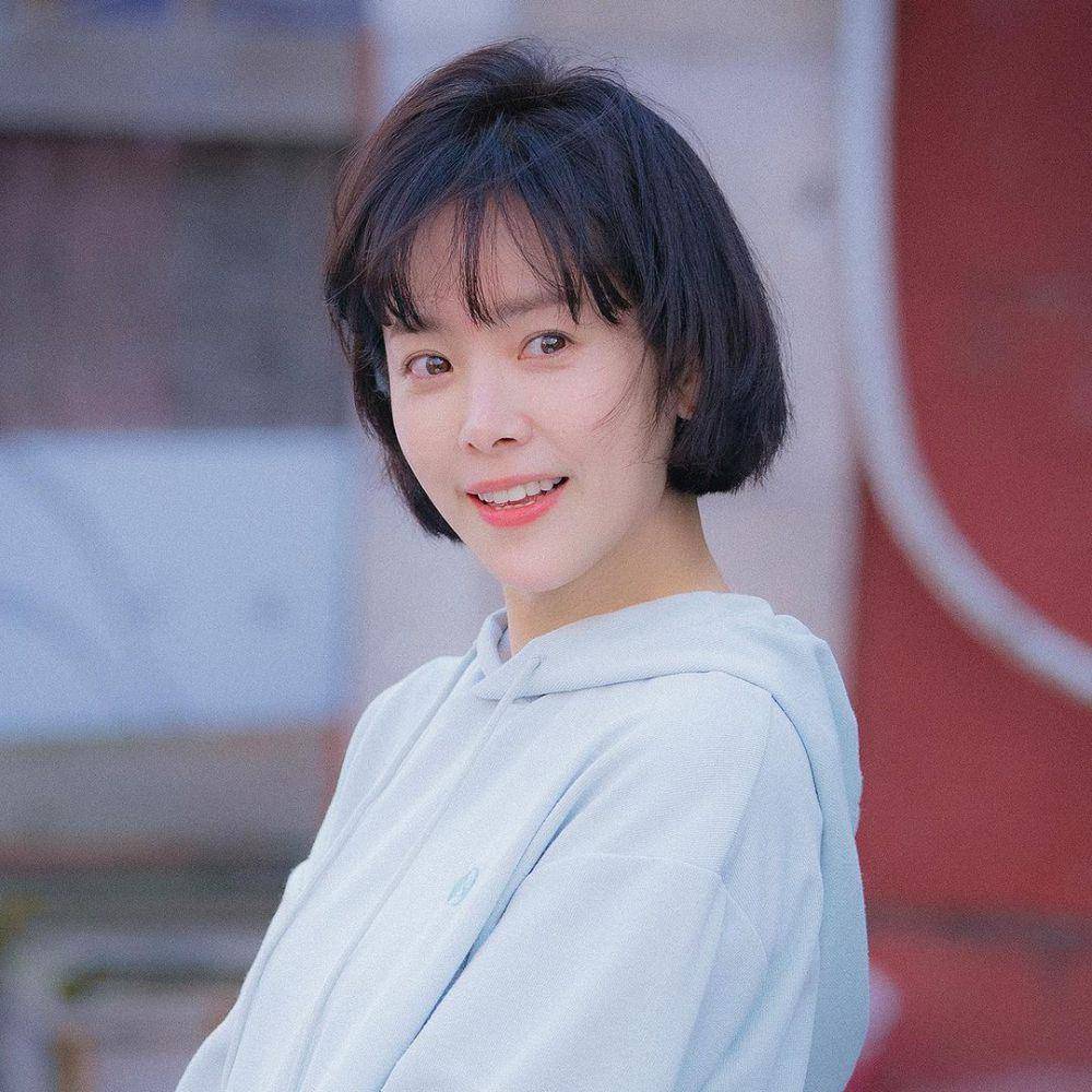 Han Ji Min di drama Behind Your Touch (instagram.com/bhent_official)