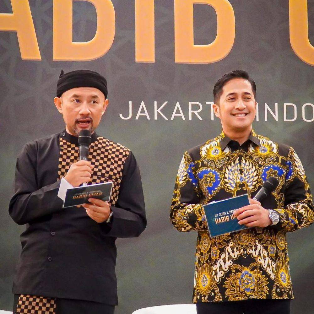 potret Ronal Surapradja di acara kehadiran Habib Umar (instagram.com/rocknal)