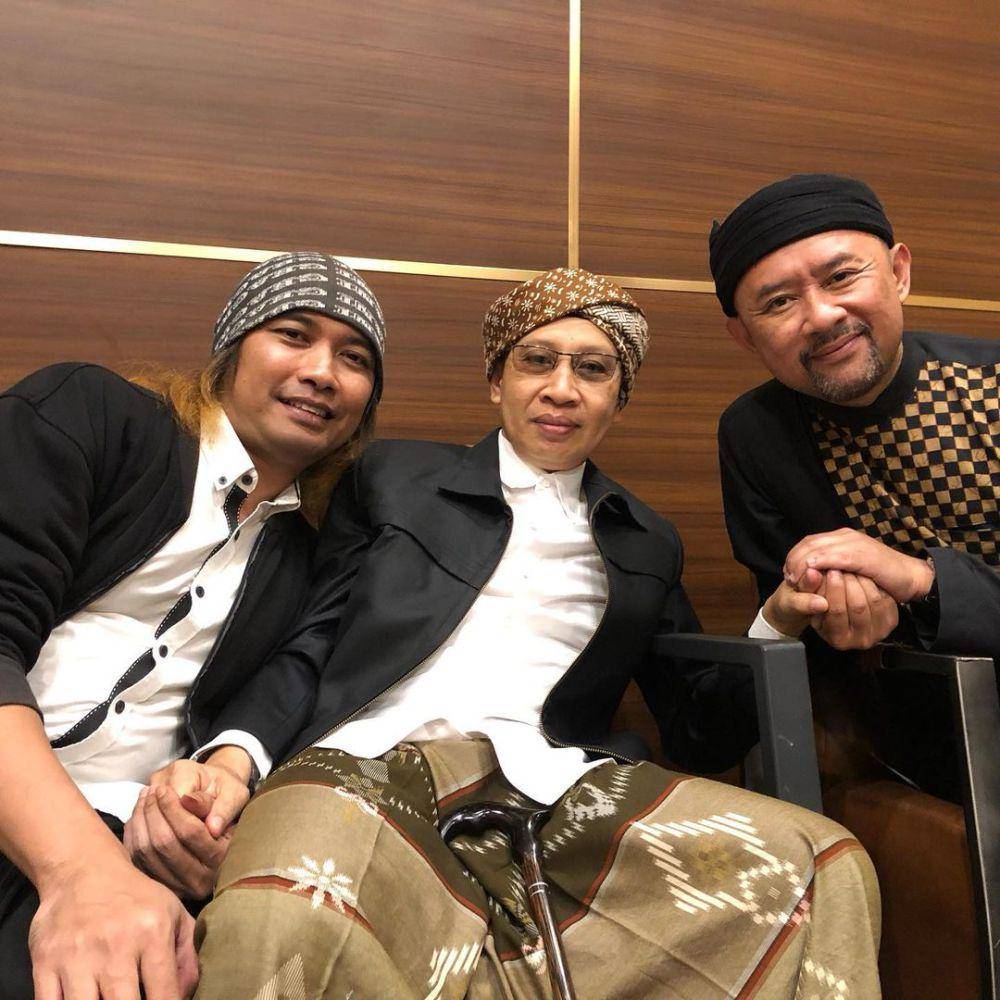 potret Ronal Surapradja di acara kehadiran Habib Umar (instagram.com/rocknal)