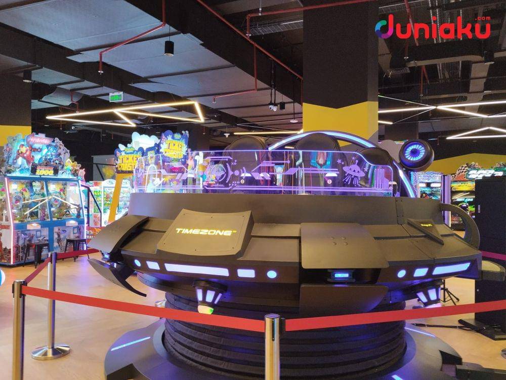 Foto VR Magic UFO Lippo Mall Puri 1, diambil Fahrul Nurullah. (Dok. Duniaku.com/Fahrul Razi Uni Nurullah)