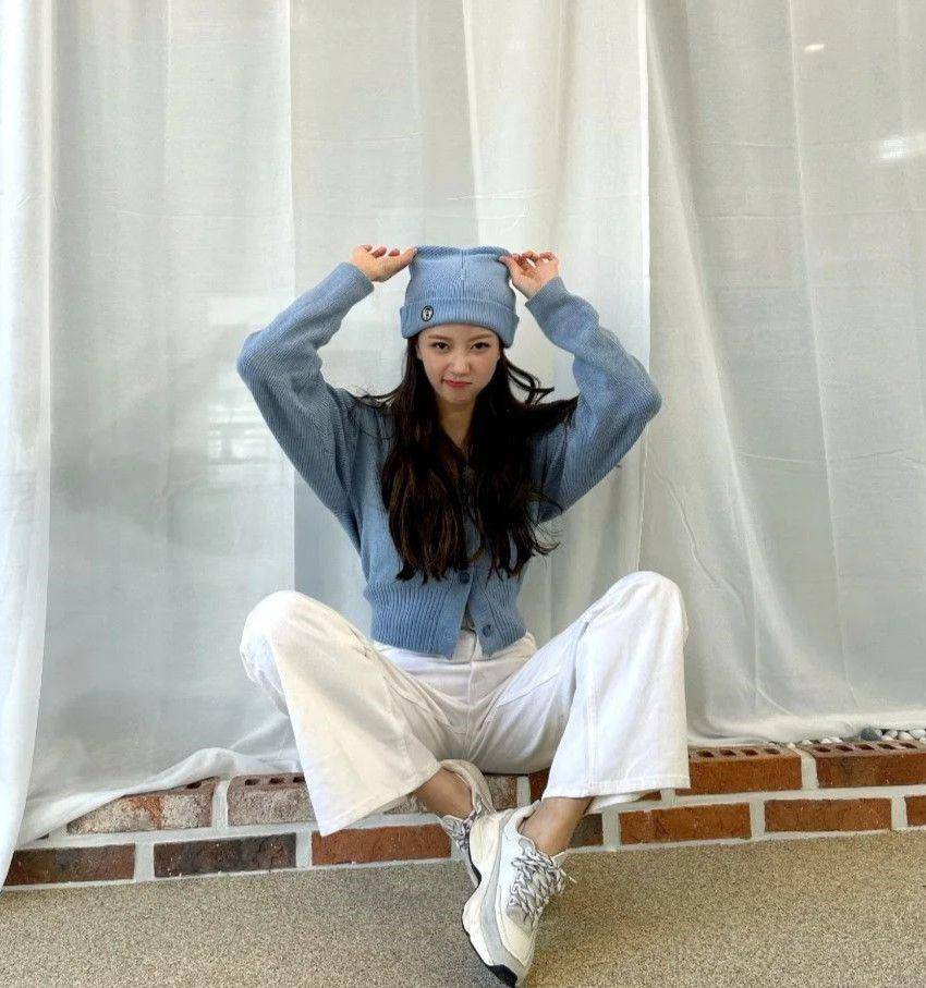 Mijoo Lovelyz (instagram.com/queen.chu_s)