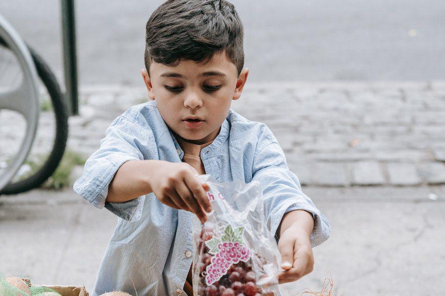 5 Cara Mendisiplinkan Anak yang Punya Kebiasaan Klepto, Hati-hati!