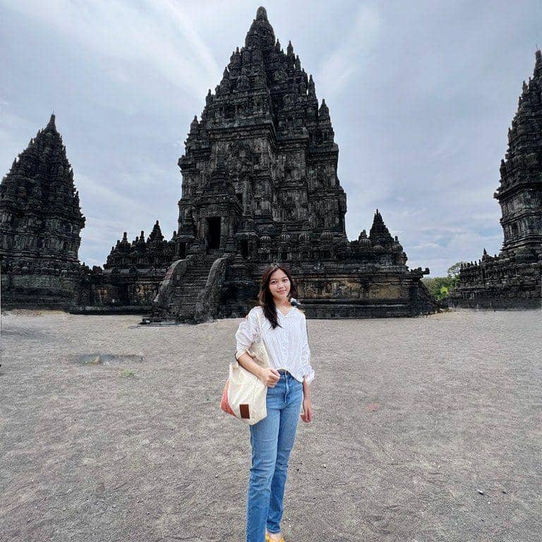 referensi OOTD Raihana Zemma Gunawan (instagram.com/raihana_zemma)