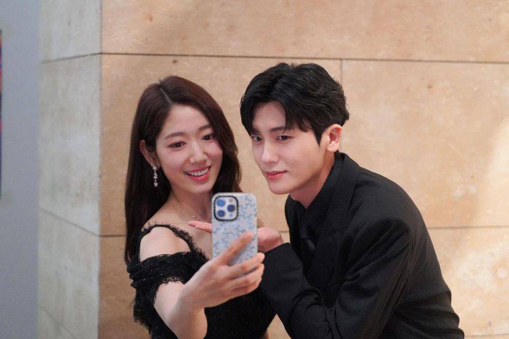 Park Shin Hye dan Park Hyung Sik (instagram.com/phs1116)