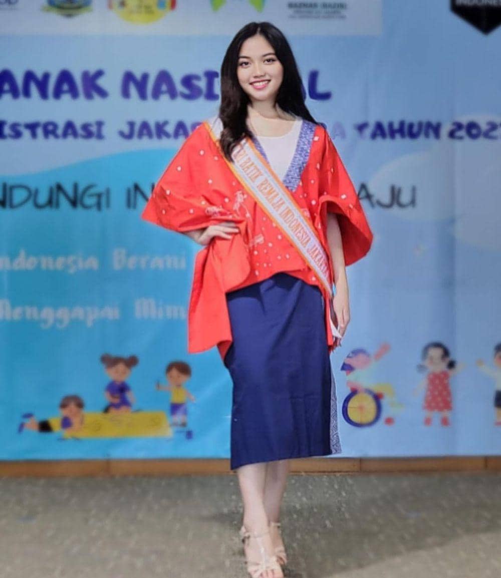 referensi OOTD Raihana Zemma Gunawan (instagram.com/raihana_zemma)
