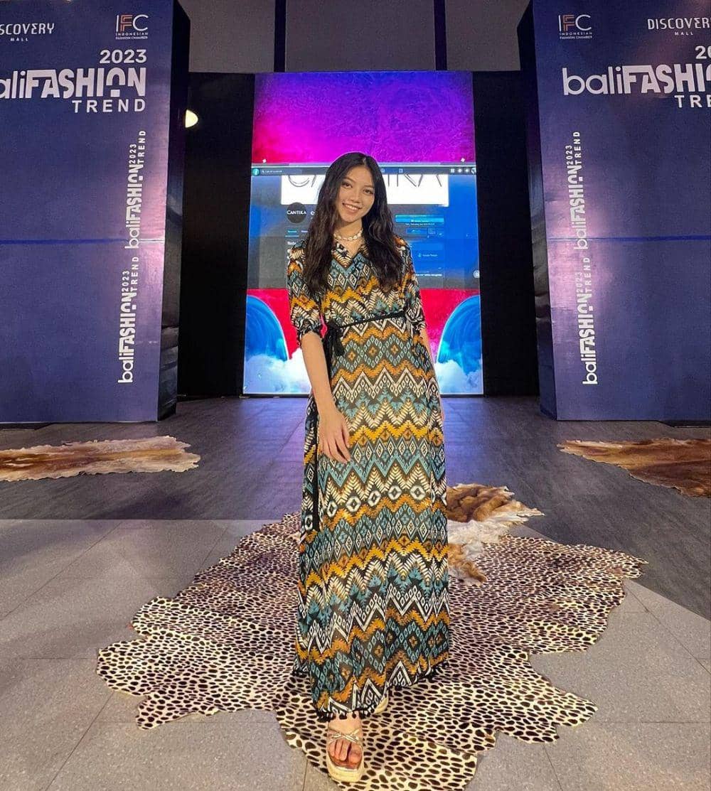 referensi OOTD Raihana Zemma Gunawan (instagram.com/raihana_zemma)