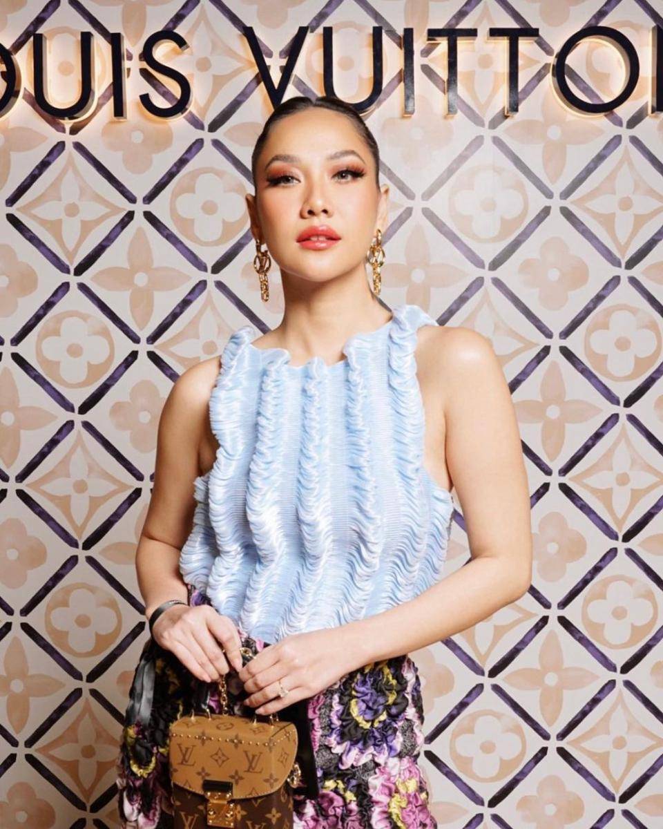 gaya makeup ala Bunga Citra Lestari (instagram.com/bclsinclair)