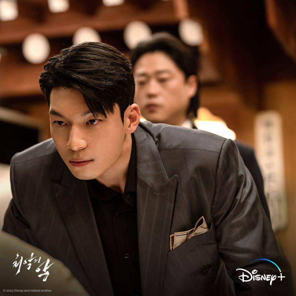 cuplikan Wi Ha Joon di drakor The Worst of Evil (instagram.com/disneypluskr)