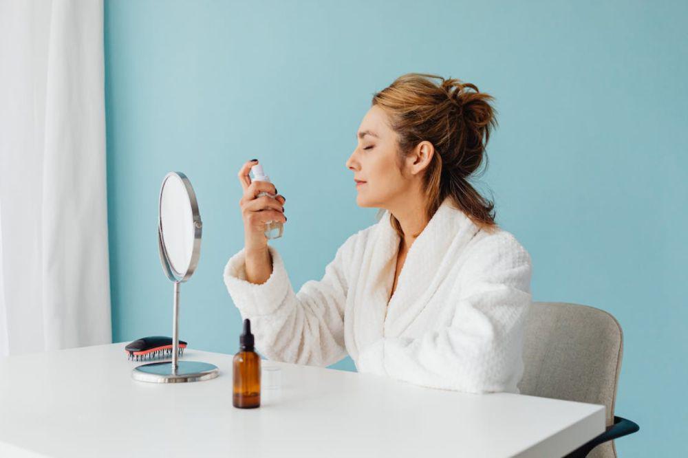 5 Produk Setting Spray Lokal untuk Kulit Berminyak, Wajah Bebas Kilap!