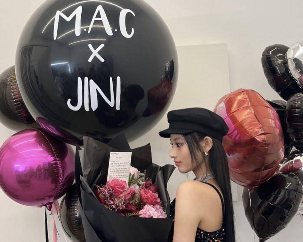 Postingan Jini (instagram.com/jiniyxxn)