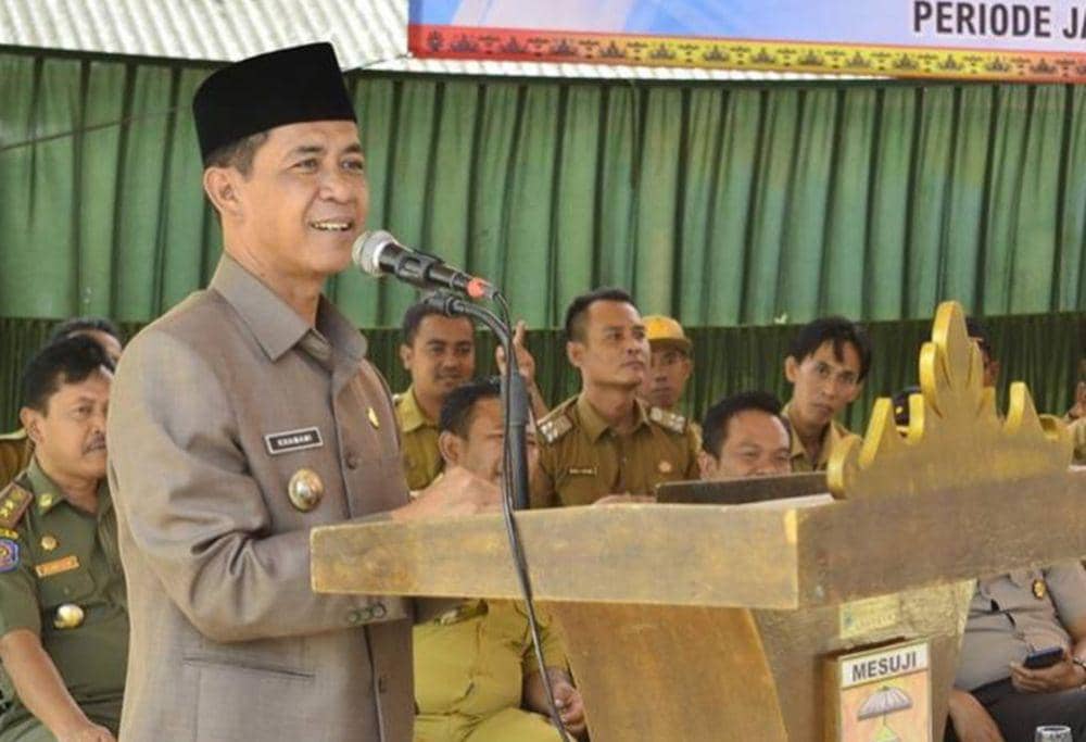 Terpidana Korupsi Eks Bupati Mesuji Khamami Hirup Udara Bebas
