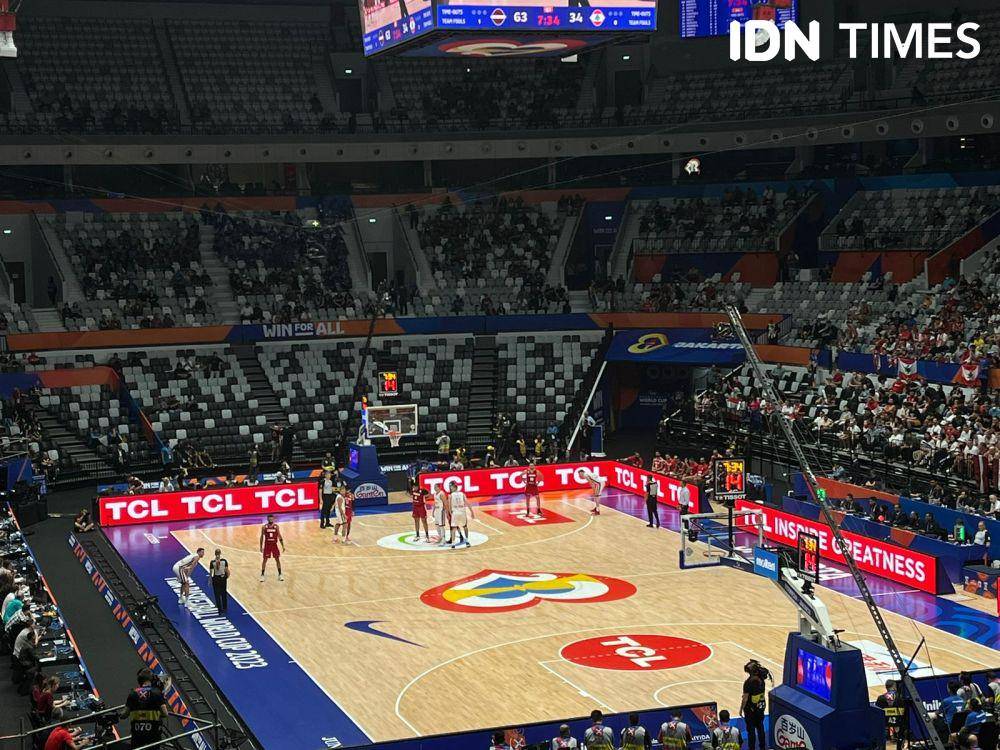 Timnas Latvia vs Timnas Lebanon di Piala Dunia Basket 2023 (IDN Times/Margith Juita Damanik)