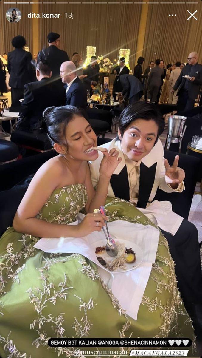 potret artis di red carpet MACAN Gala (Instagram.com/dita.konar)