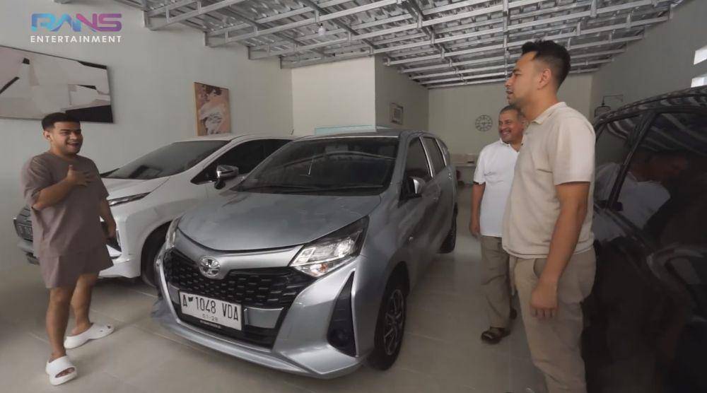 showroom mobil Pak Muh (YouTube.com/Rans Entertainment)