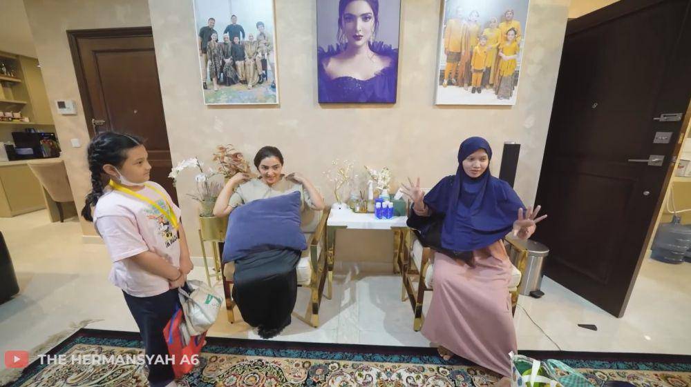 pengasuh Arsya mengundurkan diri (YouTube.com/The Hermansyah A6)