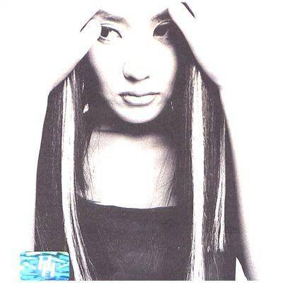 Uhm Jung Hwa (shazam.com/Uhm Jung Hwa)