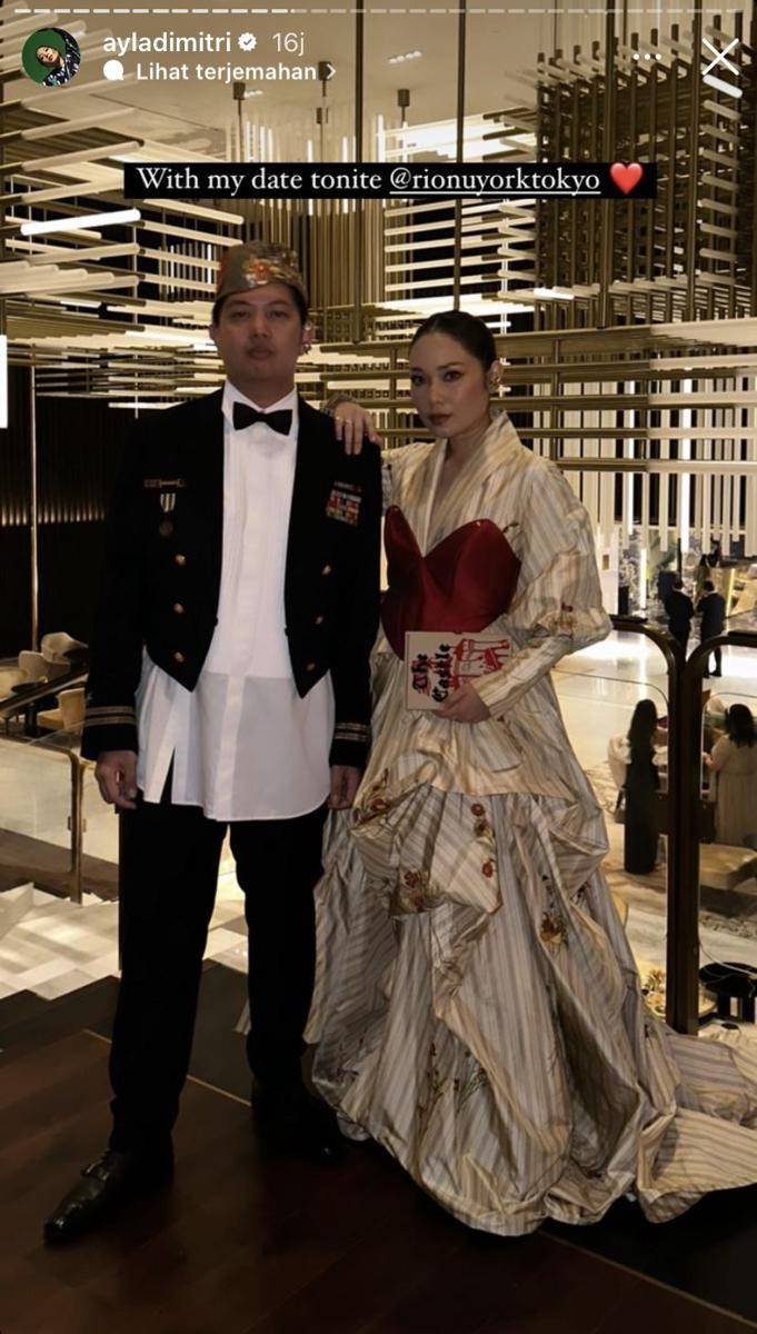 potret artis di red carpet MACAN Gala (Instagram.com/ayladimitri)