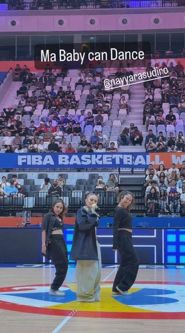artis tampil opening ceremony Piala Basket 2023 (instagram.com/t_orasudi_ro)