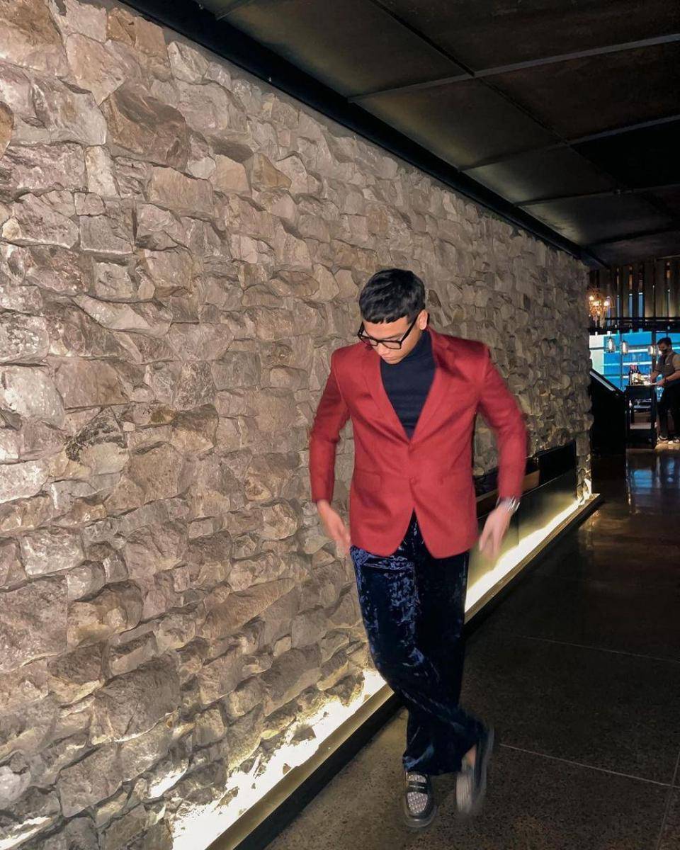 baju kondangan cowok ala Fadly Faisal (instagram.com/fadlyfsl_)