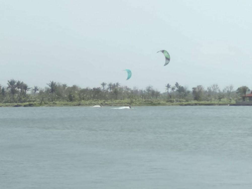 International Kitesurfing Exhibition #2 di Laguna Pantai Depok, Bantul. (IDN Times/Daruwaskita)