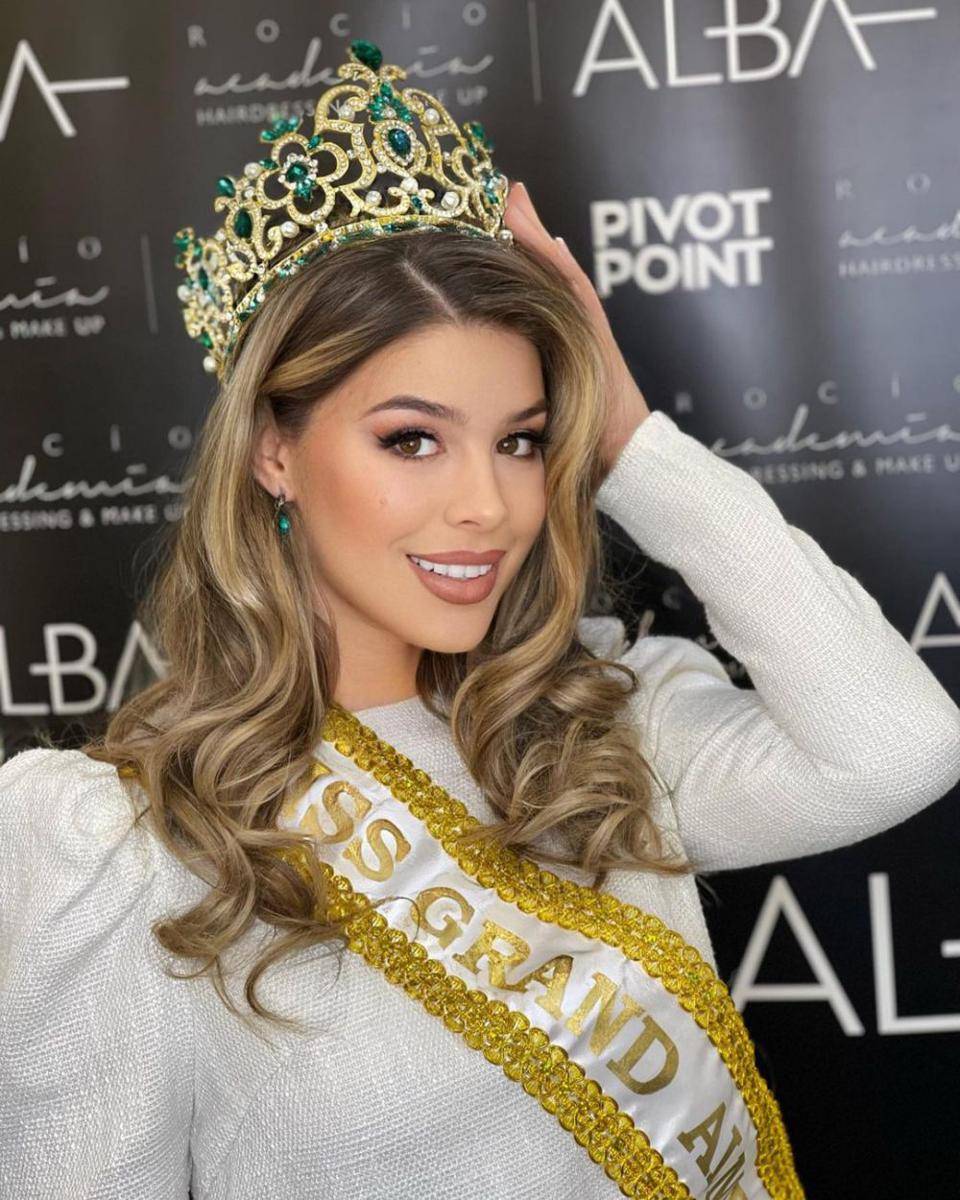 Potret Denisse Vivienne Andor, Miss Grand Rumania 2023 (Instagram.com/denissevivienne)