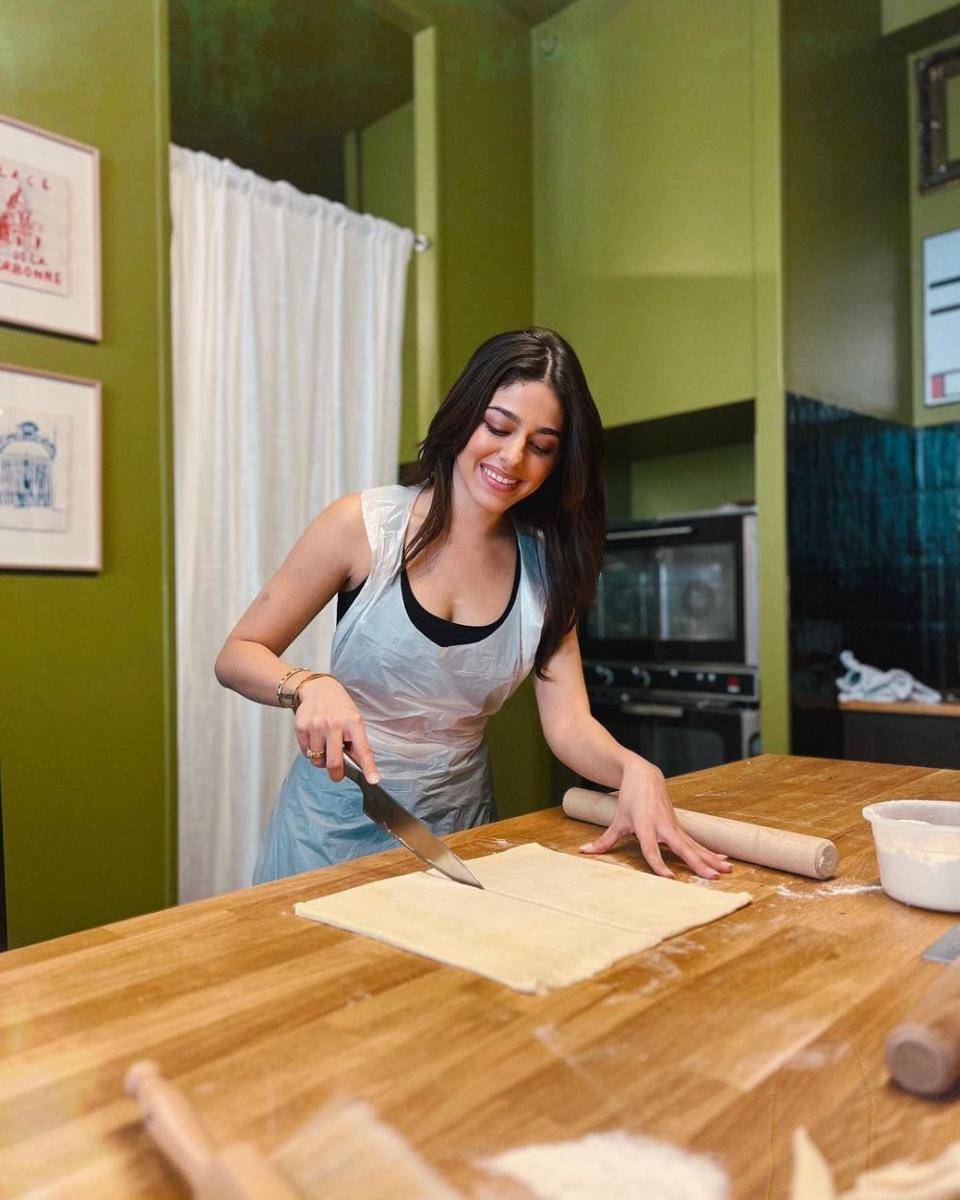 Alaya Furniturewalla (instagram.com/alayaf)