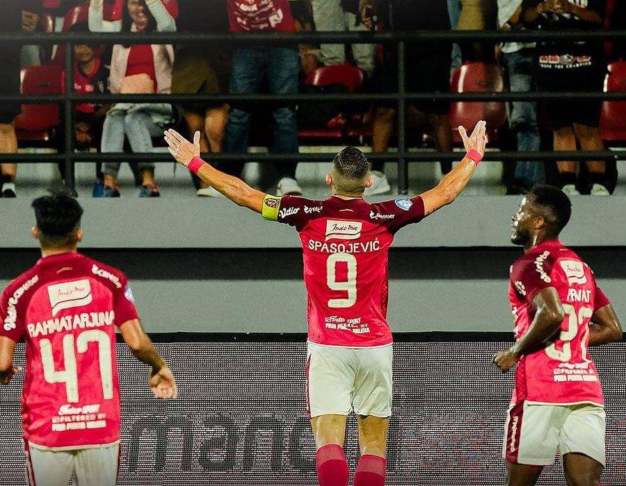 Spaso setelah mencetak gol pembuka Bali United. (Instagram.com/baliunitedfc)