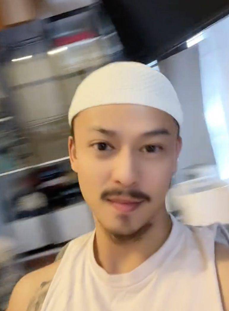 Deedi Tjandra (tiktok.com/ompolosbangetbackup)