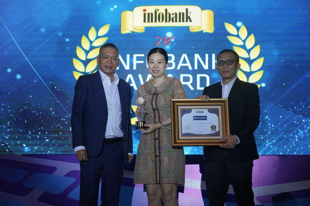 Bank Mestika Borong Dua Penghargaan Sekaligus di Ajang Infobank Award