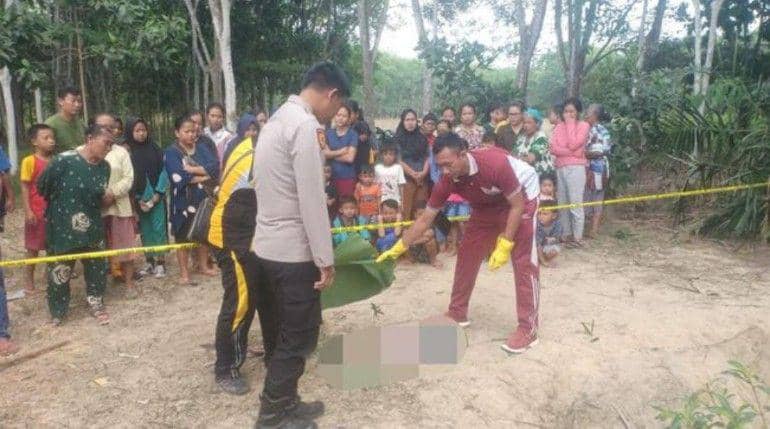 Malu Melahirkan Usai 2 Bulan Menikah, Ibu Muda Buang Bayinya
