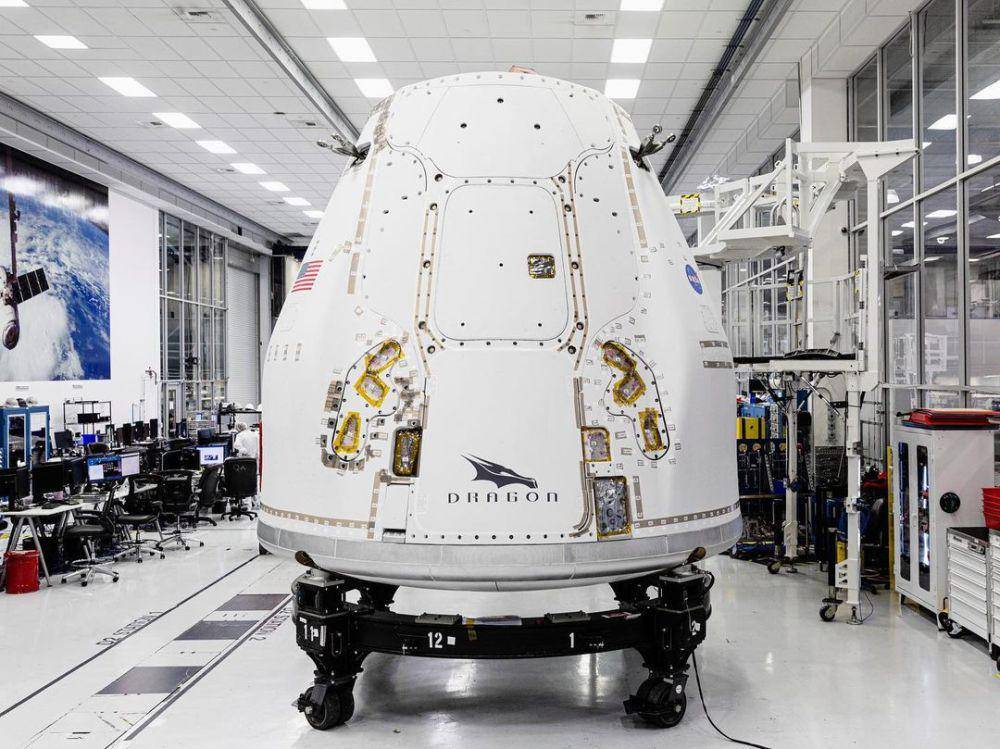 pesawat Dragon varian Cargo (instagram.com/spacex)