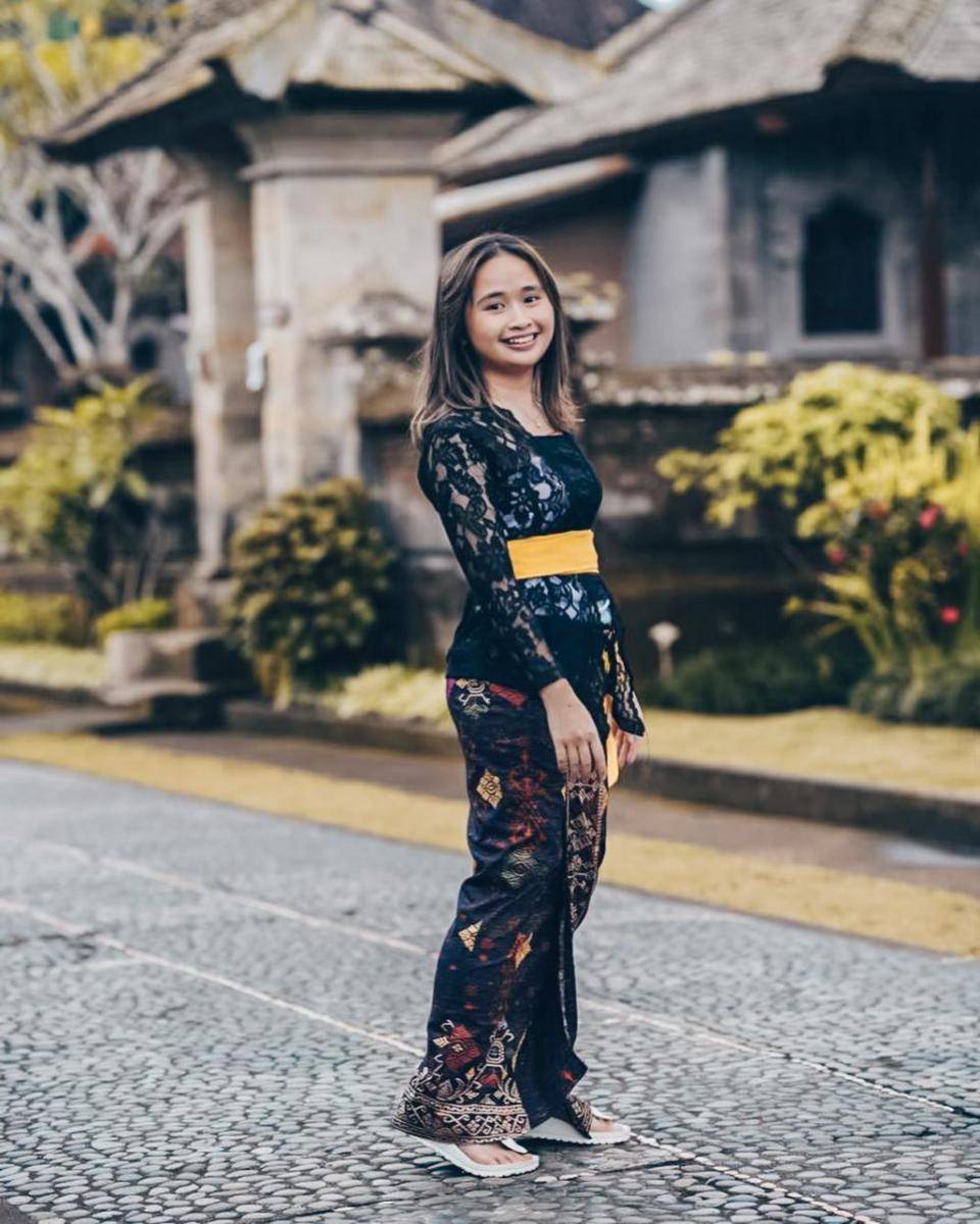 padu padan OOTD feminin Gritte Agatha (instagram.com/gritteagathaa)