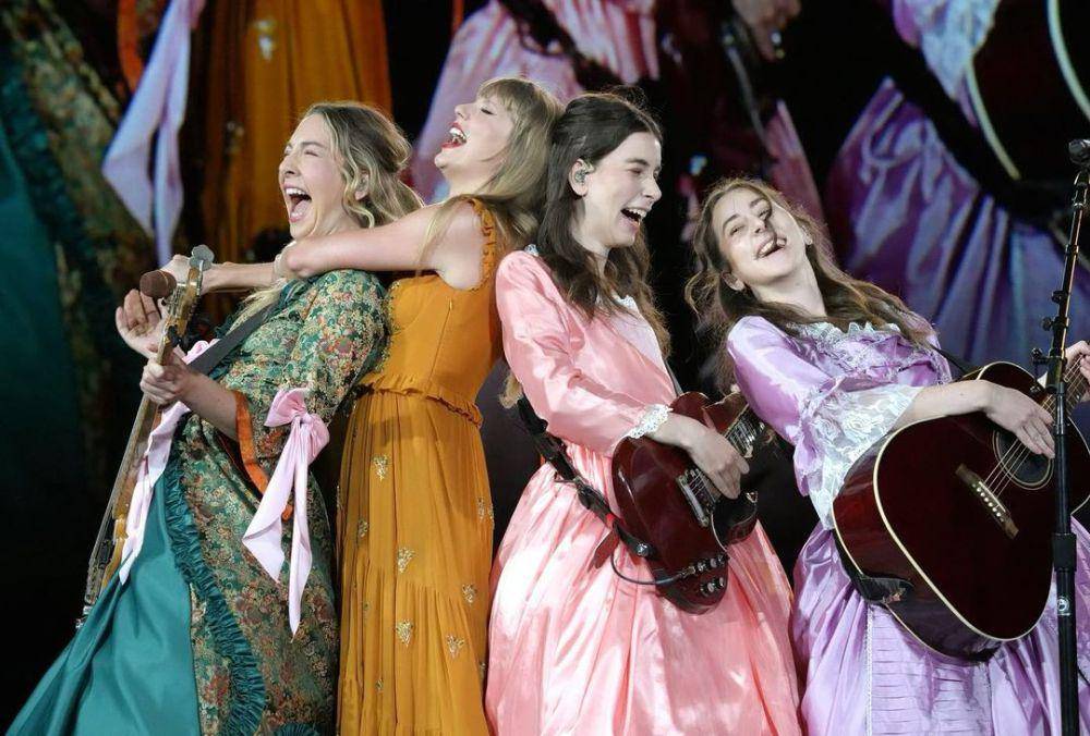 HAIM dan Taylor Swift (instagram.com/taylorswift)