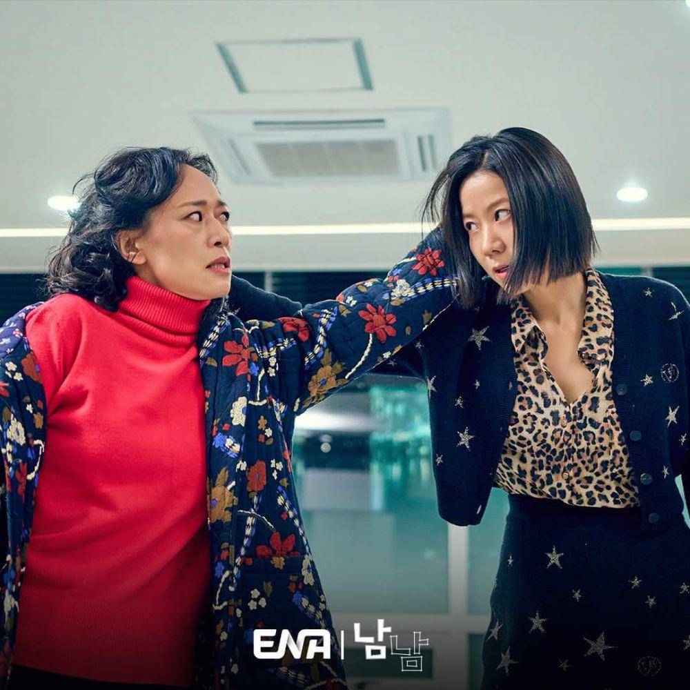 Woo Mi Hwa dan Jeon Hye Jin di Not Others (instagram.com/channel.ena.d)