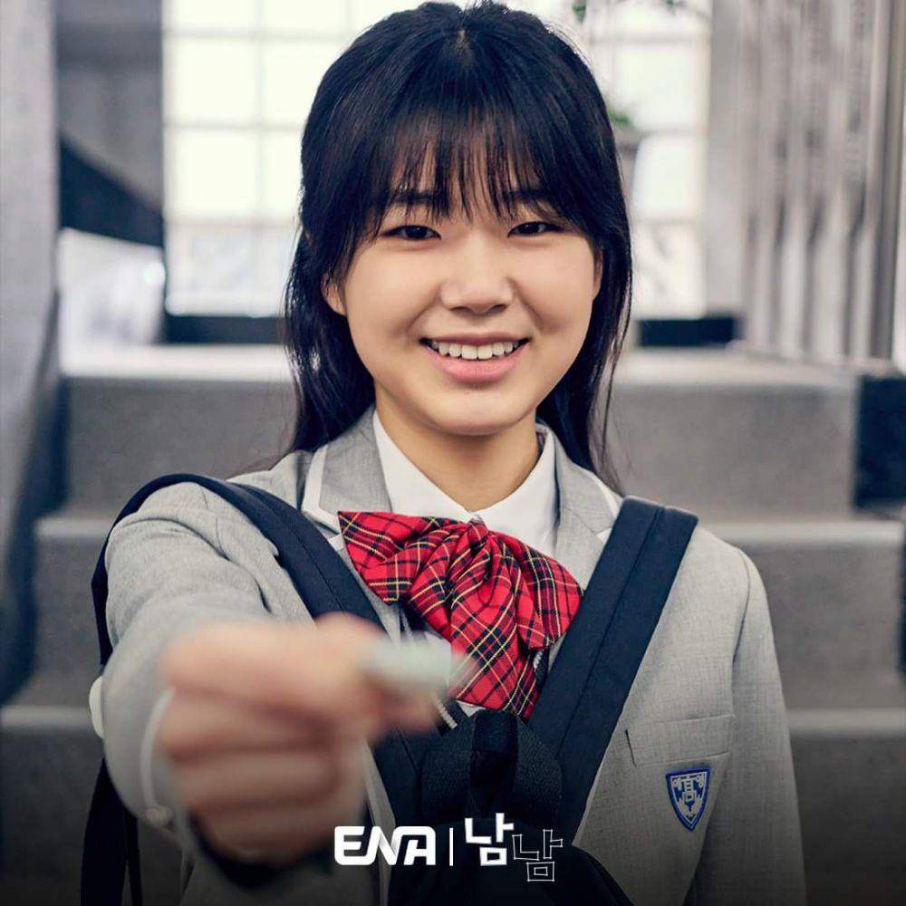 Kim Se Won di balik layar Not Others (instagram.com/channel.ena.d)