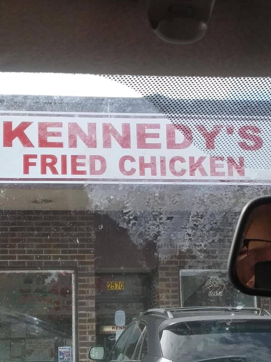 potret nama restoran fried chicken pelesetan KFC (reddit.com/user/rainblade1980)