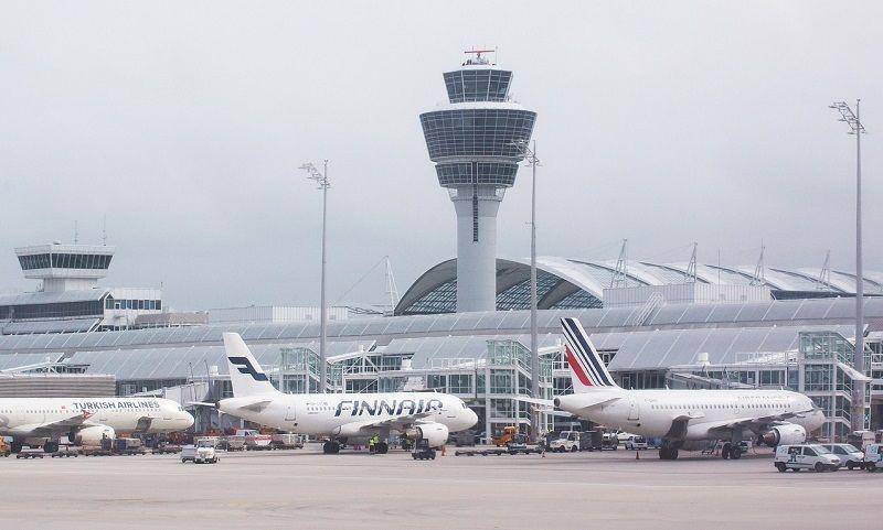 ilustrasi menara ATC bandara (pixabay.com/stux)