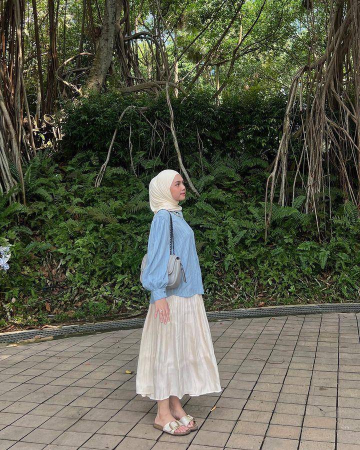 OOTD hijab minimalis (instagram.com/alfisrg)