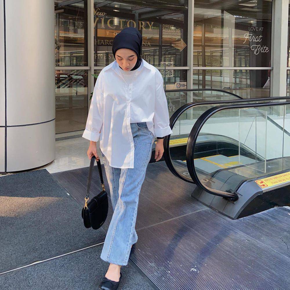 OOTD hijab minimalis (instagram.com/darmaputrii)