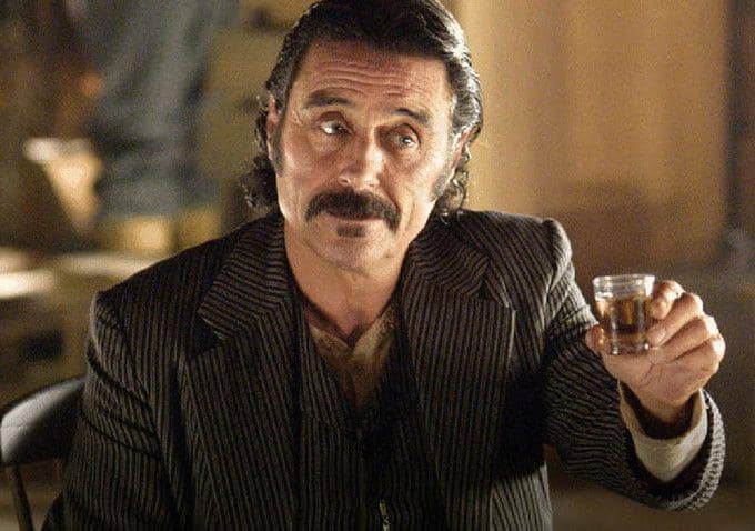 Ian McShane dalam serial Deadwood (dok. Paramount Network Television/Deadwood)