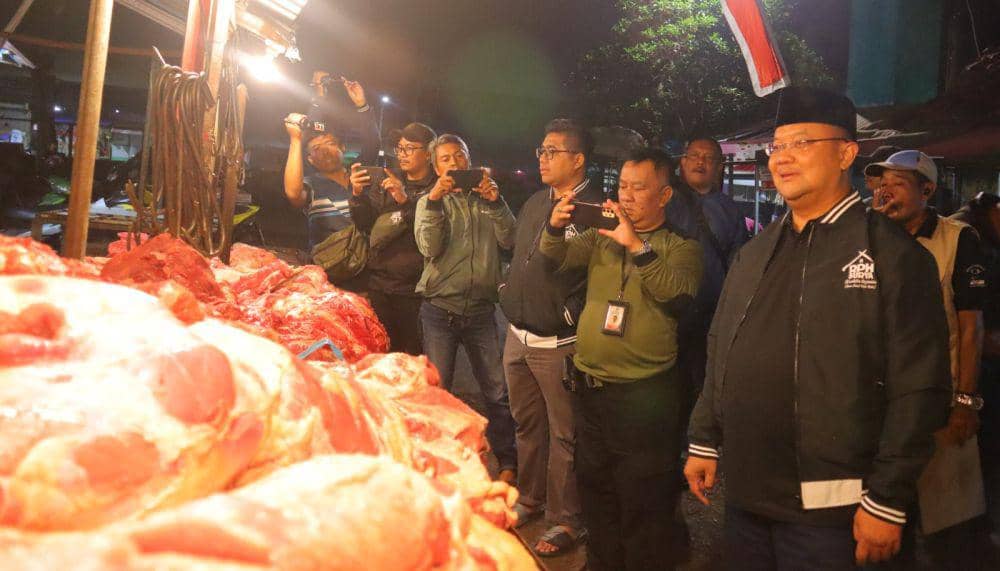 Setengah Ton Daging Sapi Gelonggongan Masuk Surabaya
