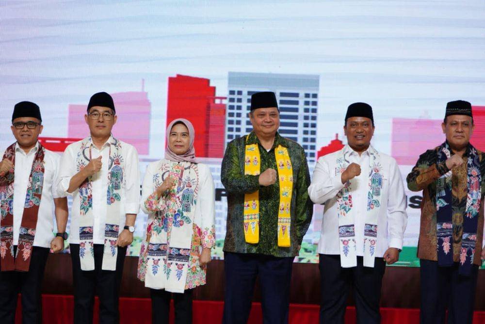 Rapat Kerja Pelaksana BPK RI Tahun 2023, Senin (28/08), yang dihadiri Menko Bidang Perekonomian Airlangga Hartarto, ketua dan para anggota BPK RI, Ketua Komisi Pemberantasan Korupsi, dan Menteri Pendayagunaan Aparatur Negara dan Reformasi Birokrasi. (Dok. Golkar)