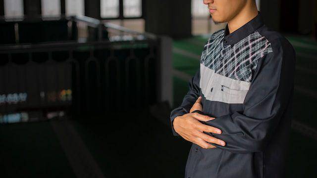 ilustrasi baju koko (unsplash.com/Masjid Pogung Dalangan)