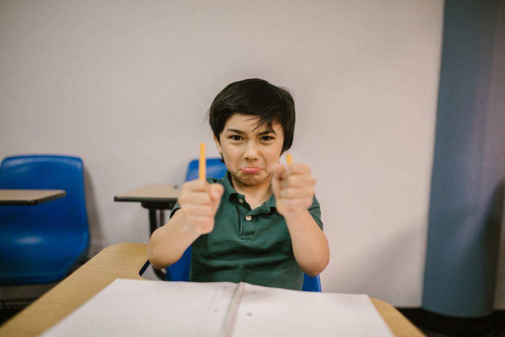 ilustrasi anak ngambek (pexels.com/RDNE Stock project)