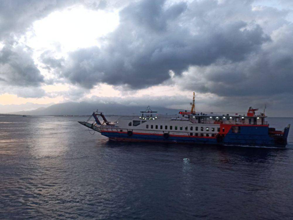 Kapal penyeberangan Banyuwangi-Bali. (IDN Times/ Agung Sedana)