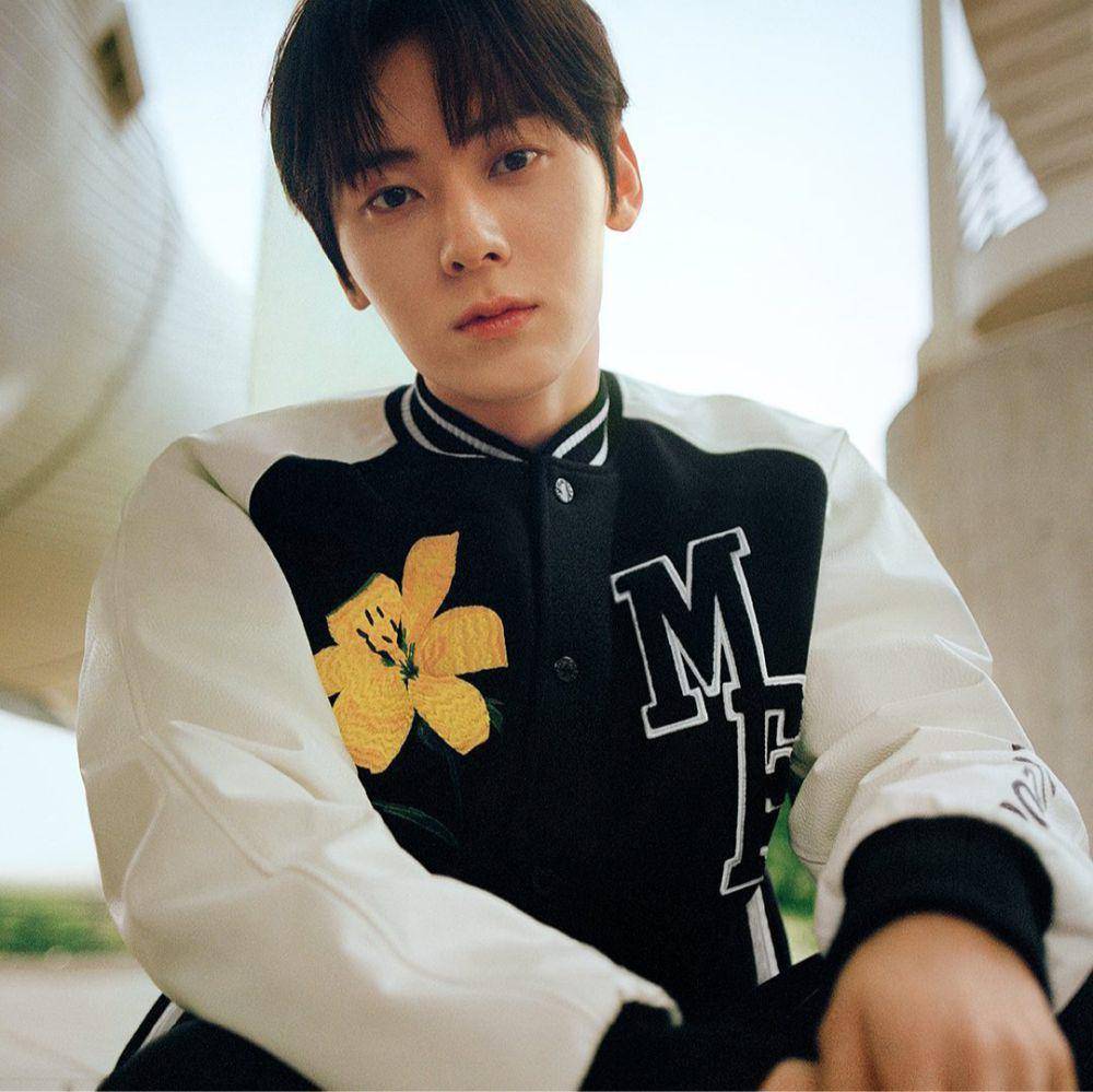 Minhyun NU'EST (instagram.com/optimushwang)