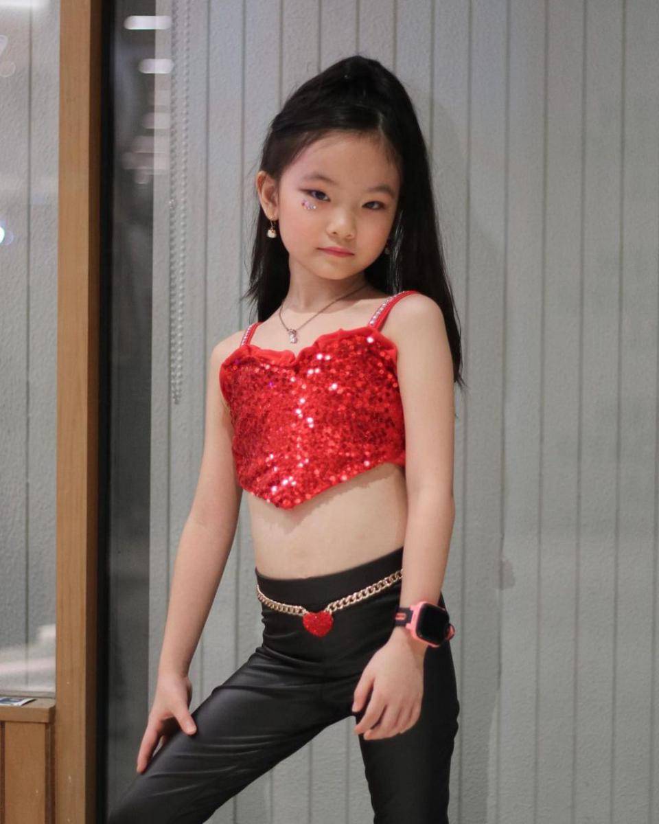 potret Mirabelle Tiffany perform dance cover (instagram.com/margareth_angelina)